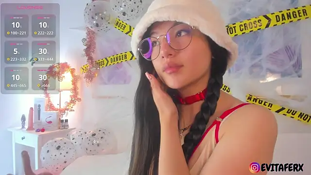 Eva depp online show from October 30, 11:11 am