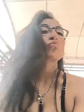 Lila Desiree online show from October 8, 5:17 pm