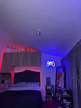 sue   0 online show from October 24, 6:09 am