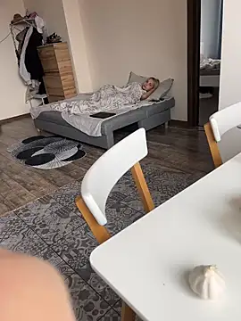 DonorDi online show from February 12, 9:11 am