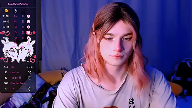 Alice Hells online show from November 8, 5:45 am