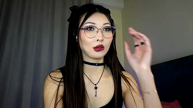 honey yani online show from July 12, 9:48 pm