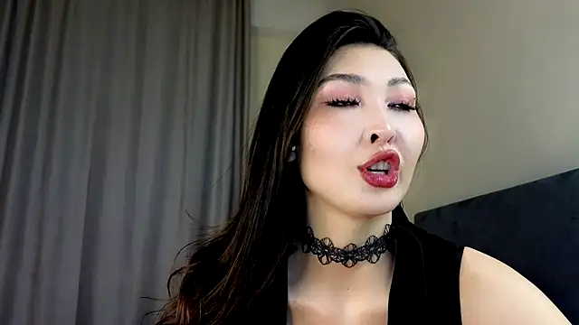 honey yani online show from May 22, 11:25 pm
