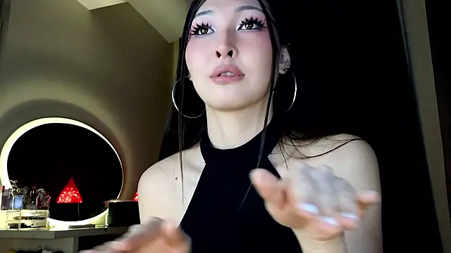 honey yani online show from March 21, 11:21 pm