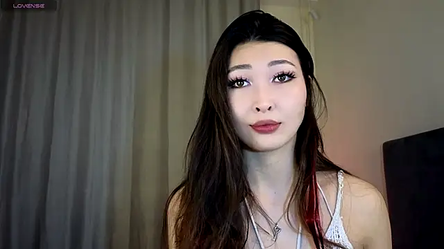 honey yani online show from May 16, 10:31 pm