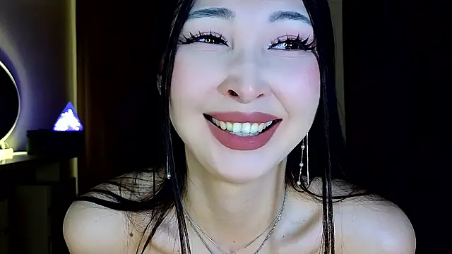 honey yani online show from March 29, 9:58 pm