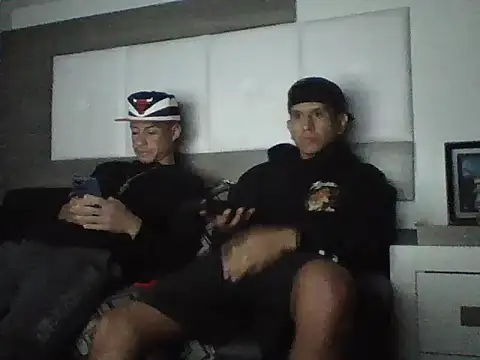 oiram27 online show from December 1, 1:36 pm