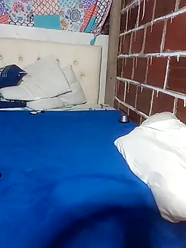 tayson  online show from April 15, 7:58 pm