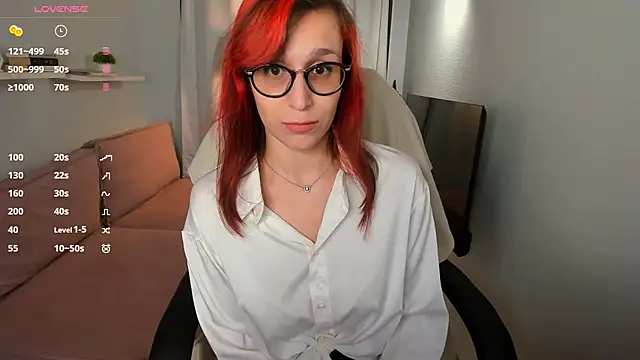 Snapshot of Dora_Marcelli chatting on October 11, 6:51 am Dora Marcelli online show from October 11, 6:51 am