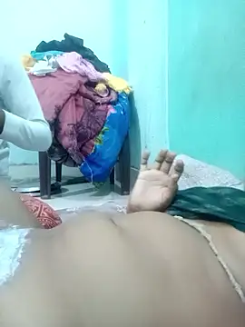 Surajpuja79 online show from February 27, 8:03 am