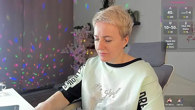 Nika Smit online show from January 9, 11:03 am