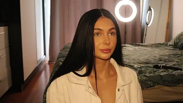 IvyKaelani online show from March 13, 11:11 am