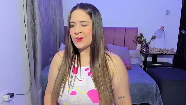 EmmyGray online show from December 1, 3:43 am