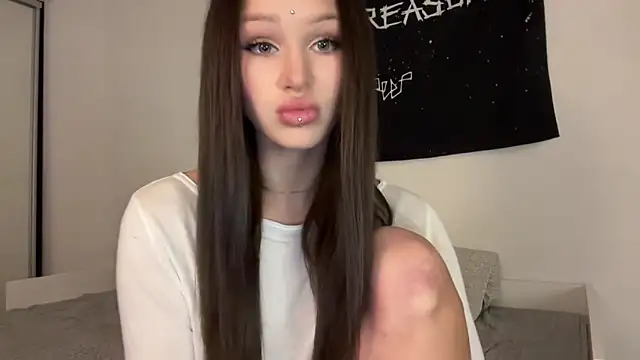 ur molly online show from October 16, 11:57 am