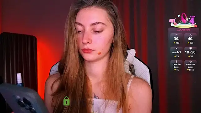 lady curls online show from February 12, 11:06 pm