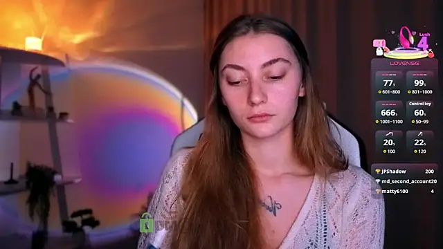 lady curls online show from March 6, 11:22 pm