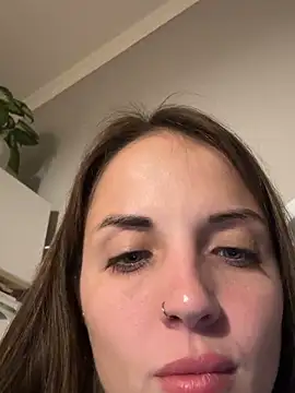 AmiLavs online show from September 22, 8:18 pm