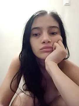 Virgin Pussy Love online show from December 18, 8:02 pm