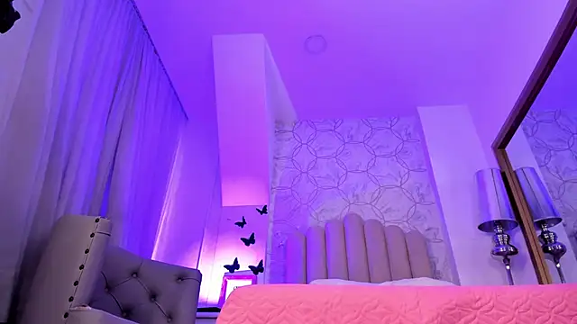 Foxy200   online show from December 18, 8:57 pm