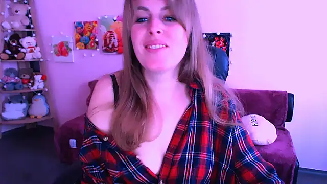 Hot Milady online show from April 6, 7:42 am