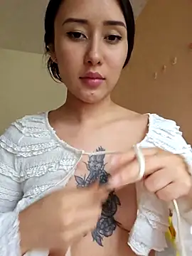 Selena blake online show from April 5, 9:25 pm