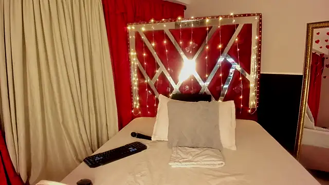 MicaelaHot  online show from April 11, 3:12 am