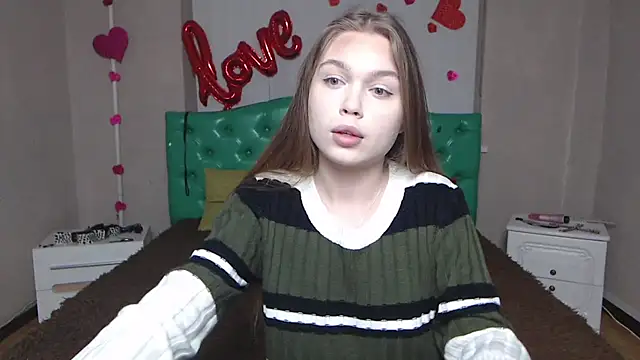 LaraPika online show from February 17, 6:02 am