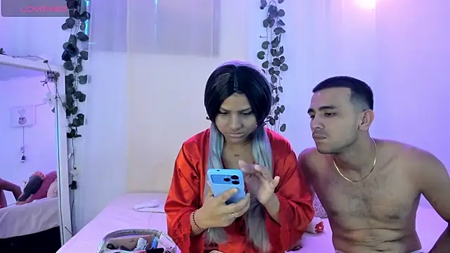 catalina and roger online show from November 9, 3:19 pm