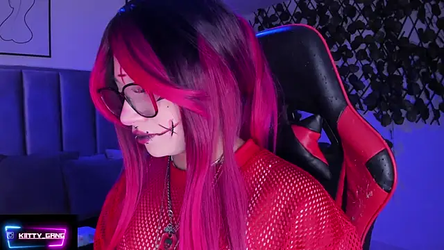 Kitty Gang online show from October 8, 2:49 am