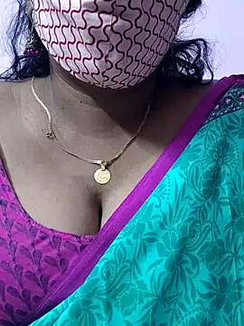 mallu-sumi online show from February 25, 6:50 pm