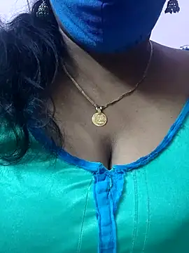 mallu-sumi online show from February 26, 6:51 pm