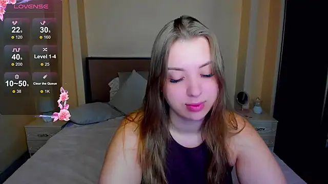 AlexissM online show from July 3, 3:51 pm