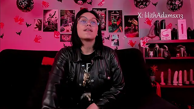 lilith-deveraux online show from November 5, 1:27 pm