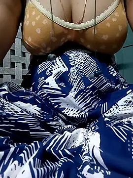 gunjan22 online show from February 9, 9:33 am