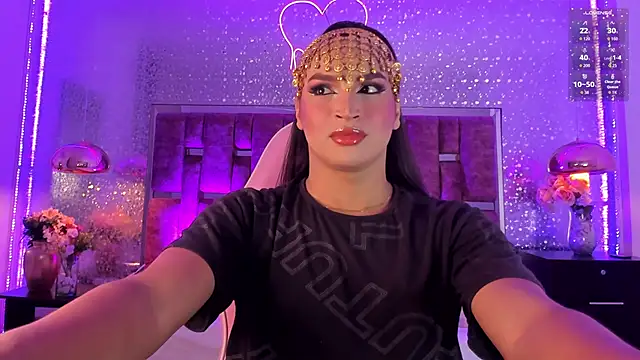 KylieVictoria online show from December 5, 4:45 am