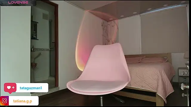 tataguzman1 online show from November 13, 12:26 pm