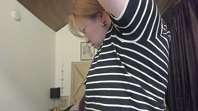 MonyCassius online show from February 4, 12:30 pm