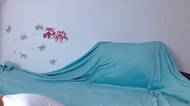 bellaa love  online show from February 9, 12:13 am