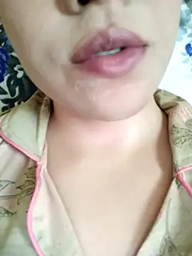 Anki-doll online show from April 17, 5:42 am