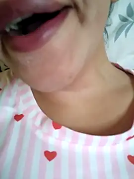 Anki-doll online show from April 18, 5:43 am