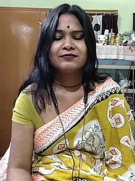 yoursweety09 online show from February 3, 5:38 am