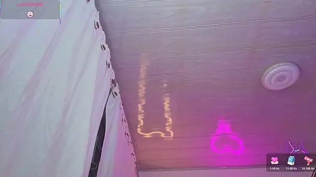 Laylafoxy tay online show from November 20, 3:51 am