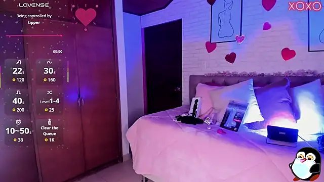 Kitty Pam online show from March 6, 8:15 pm