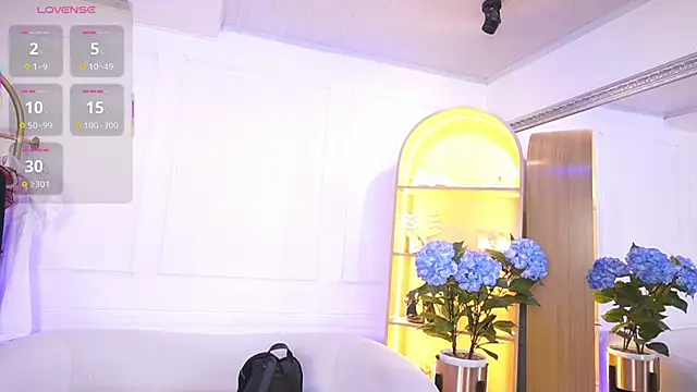 elasummer online show from November 19, 12:16 pm