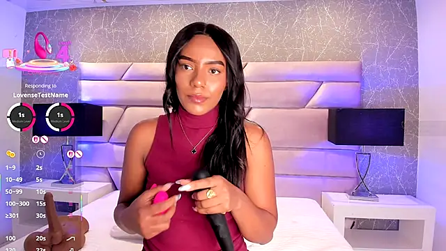 ChloeTayylor  online show from November 11, 7:55 pm