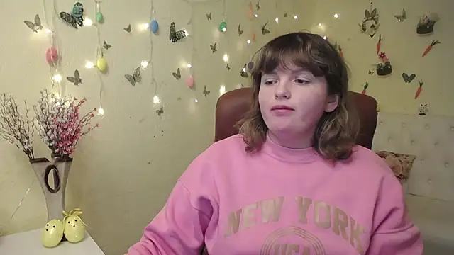 StaceyLex online show from March 30, 5:40 am