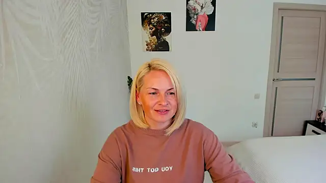 Alicee Gracee online show from July 17, 10:41 am