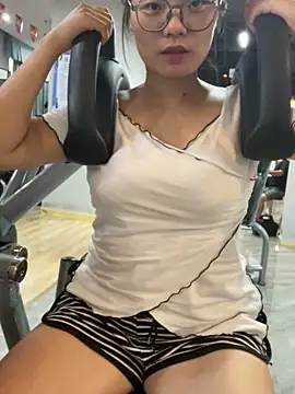 Bella0815 online show from October 7, 9:25 am