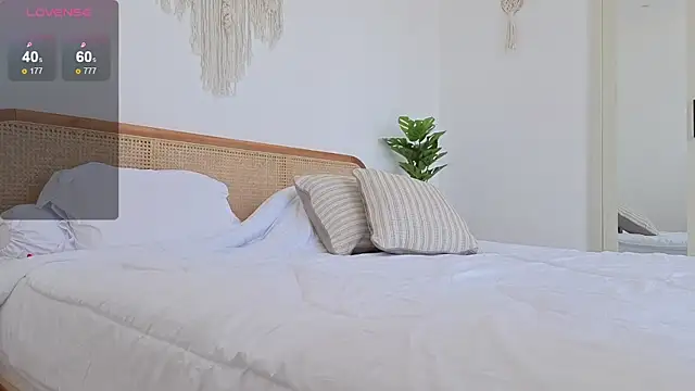 Your dream Alice online show from October 10, 6:40 am