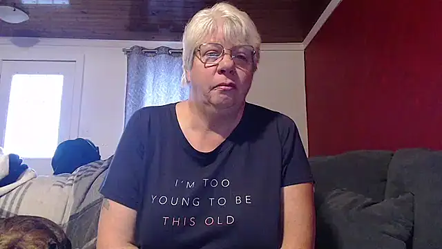 canadiancougar1965 online show from November 13, 12:26 pm